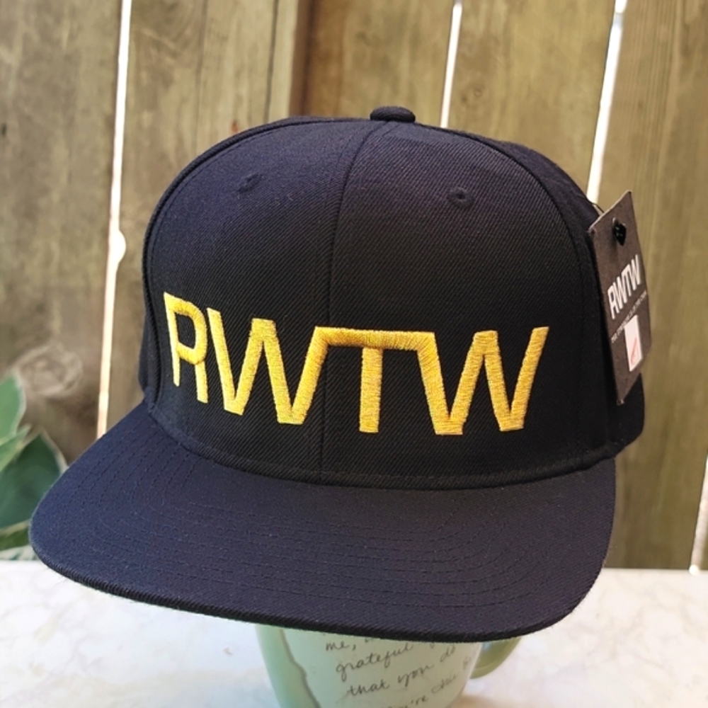 🍃 RWTW men's hat cap OS